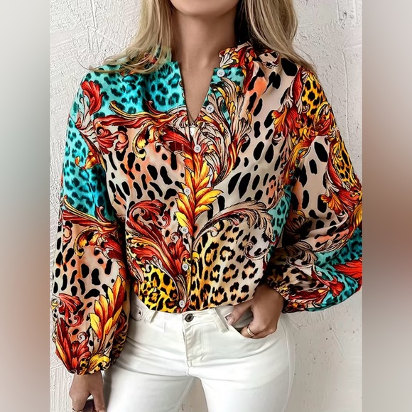 Jane Chic Designs Plus Size Sublimation Blouse - Picture 1 of 7